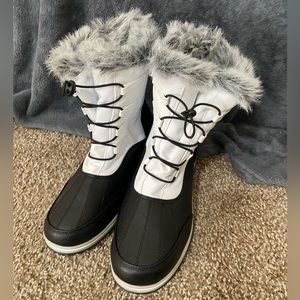 Winter Boots Size 10